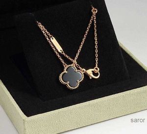 18k Gold Plated Necklaces Luxury Designer Necklace Flowers Four-leaf Clover Cleef Fashional Pendant Necklace Wedding Party Jewelry High Quality Jewelry No Box