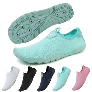 Scarpe da scoglio per donna Uomo Aqua Antiscivolo Wading Quick Dry Nuoto Sandali da spiaggia Barefoot River Sea Diving Sneaker 240223