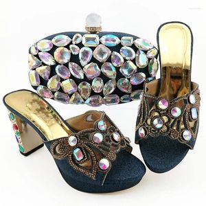 Sandalet yüksek kaliteli D. Blue kadınlar büyük renkli kristal dekorasyon ile ayakkabı ayakkabı Afrika pompaları eşleşme çanta seti QSL007 topuk 9cm
