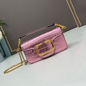 Valentin Bag Axelkedja klaffväskor Designer Vintermode mångsidiga metallbokstäver Messenger Väskor Purse Högkvalitativ kalvläder läder handhållna väskor