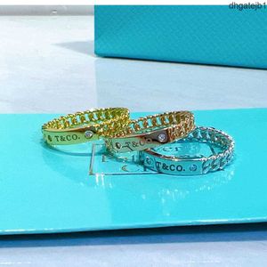 Band Rings Tiffanyisn Rings Jewelry t Solid Color Hollow Set Diamond Skinny Ring Versatile Stylish Simple Ayff