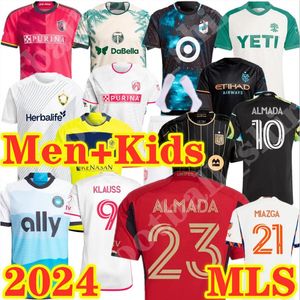 2024 2025 Шарлотт-стрит-Сент-Оус-Сити Атланта Фу Футбольные майки 24 25 Нэшвилл Дом в гостях MLS Klauss Blom Lowen Parker Westwood Kid Kit Men Men Football Shutfull Sets S-4XL