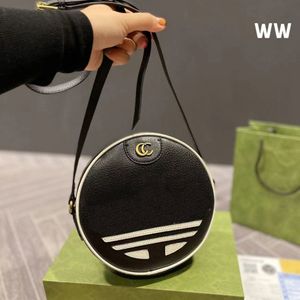 Marsupio di design borsa a tracolla rotonda stile popolare borsa a tracolla Borse moda lettera borsa comune 5A qualità Piccolo portafoglio288S