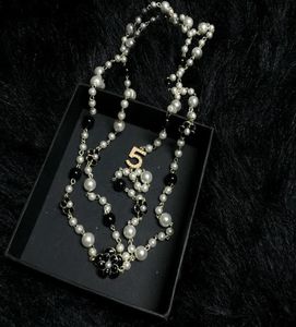 Långa simulerade pärlor pärlor halsband för kvinnor no5 dubbel lager collane moughe donna camelia maxi halsband party halsband7333508
