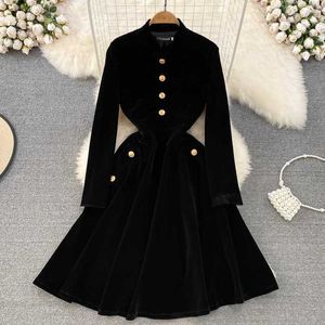 Designer Autumn and Winter Vintage Court Style Dress Stand Collar Bubble Sleeve Gold Buckle Midjan Slim A-Line Stor Swing Gold Velvet Mid Length kjolar DesignernC7C