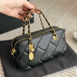 XLetter Women Luxurys Boston Bags Diamond Designer Pillow Bag Fashion Bowling高品質の格子革ハンドバッグゴールドチェーンクロスボディバッグ240215