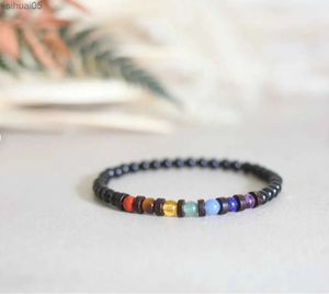 Bracciale Dainty Chakra con perline Perline di pietre preziose da 4 mm con distanziatori in guscio di cocco YQ240226