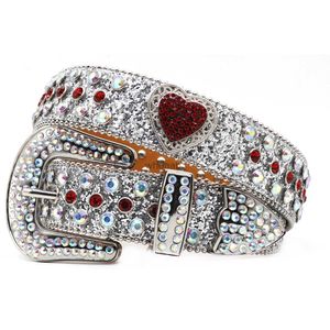 Bältesmodedesigner BB Simon Belts For Women Men Shiny Diamond Belt Classic Diamond Heart-Shaped Decorative Glitter Rivet Strap Body YQ240226