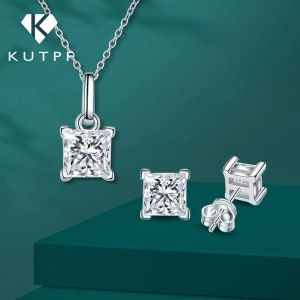 Uppsättningar Moissanite smycken Set för kvinnor Princess Cut D Color Diamond 925 Sterling Silver Pendant Necklace Stud Earring With Certificate