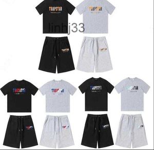 T-shirt da uomo T-shirt da uomo di marca T-shirt Pantaloncini Completi da tuta Estate Peluche Ricamo Trapstar Manica corta Abbigliamento sportivosimw44U0