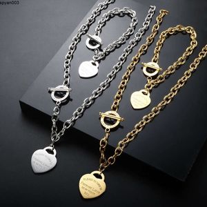 Lyxdesigner Fashion Silver Plated Gold rostfritt stål Letter Pendant Halsband för Womensgvks