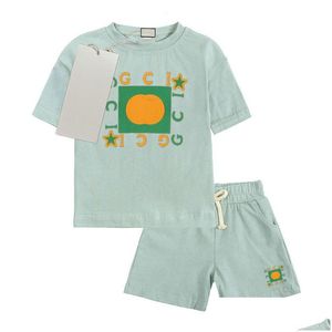 Set di abbigliamento Set di stampa logo marchio di moda Abbigliamento per bambini Abiti per ragazze Abbigliamento estivo per ragazzi Pantaloncini in cotone 100% Maglie a manica Bambini Tr Dhdpz