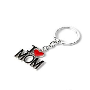 سلاسل المفاتيح الإبداعية أنا أحب Papa Mom Keychain المينا الحمر