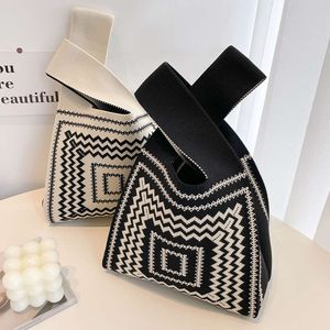 Handmade Knit Handbag Women Mini Knot Wrist Bag Casual Color Plaid Tote Bag Student Reusable Shopping Bags