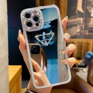 Mobiltelefonfodral spegelplätering Handenhet Case Diamond Design Mobile för iPhone 13 Pro Max 12 Mini 11 XS XR X 8 7 Plus Cover Shell 240219
