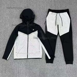Designer Hooded Tech Fleece Hoodies Shorts Mens Sports Pants Jackets Space Cotton Trousers Womens Thick Coats Bottoms Men Joggers Running Tracksuit