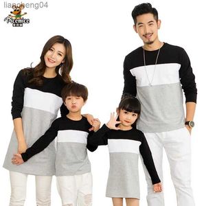 Familjmatchande kläder Familjen Look Mother Daughter Dress Family Clothing Father Son T-shirt Cotton Patchwork Randig Family Matching Outfits