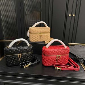 Designer de higiene pessoal saco de maquiagem de luxo mulheres sacos cosméticos bolsas de ombro moda meninas pele de carneiro couro viajando mini caixa de lavagem sacos 240226