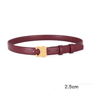 Designer Fashion Smooth Buckle Belt Retro Designer Thin midjebälten för män Womens bredd 2,5 cm äkta Cowhide 4 Färg Valfri Högkvalitativ designerzwn1