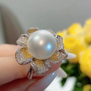 Novo estilo francês pérola flor anel de diamante luxo high-end designer feminino brilhando cristal de alta qualidade amor anéis festa jóias presente