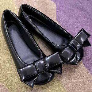 Bowknot Single Buty Kobiety Spring Nowe płaskie płytkie usta okrągłe głowę Chleb Buty damskie 022724a