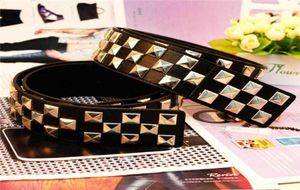 Belts Belts Sex And The City Sarah Jessica Parker Carrie Black Casual Wild Punk Fashion Studded Belt7009182 YQ240226