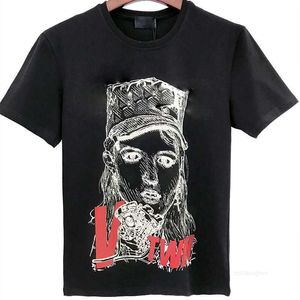 Designer 22SS 100% Cotton Graffiti Designer T-shirt Mens High Quality Casual Tees Summer Short Sleeve Hip Hop Skateboard Tops Tee Punk Print Letter Man WO Designero8l5