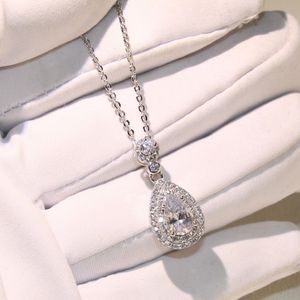 Top Selling Whole Professional Luxury Jewelry Water drop Necklace 925 Sterling Silver Pear Shape Topaz CZ Diamond Pendant For 2978