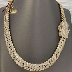 30Mm Iced Out Moissanite Diamond Large Solder Cuban Link Chains