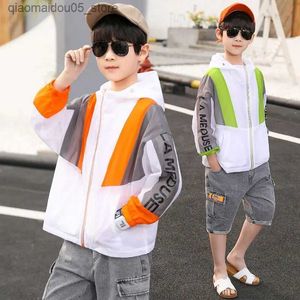 Rash Guard-Hemden, neuer Jungen-Sonnenschutz, Outdoor-Sportmantel, Sonnenschutz, Sommer-Seidenkleidung, UV-Schutz, mit Kapuze, lässiger Patch-Arbeits-Hautmantel, Q240227