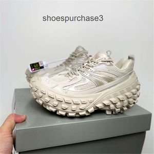 Designer Balencigs Mode Freizeitschuhe Rollschuhe 2024 reine Original-Outdoor-Freizeitsportpaare verschleißfeste, erhöhte Dicke dicke Papa-Schuhe QRRU