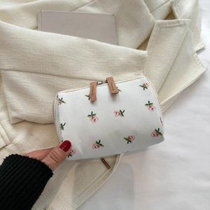 Sacos cosméticos náilon mini bolsa portátil com zíper floral/urso saco de viagem macio organizador de maquiagem moda para mulheres e meninas