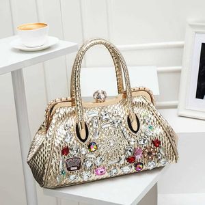 Shoulder Bags Chao2024 New Colorful Diamond Bag with Clip and Diamonds Leisure Water Women s Cross Handbag Lock Buckle 240427