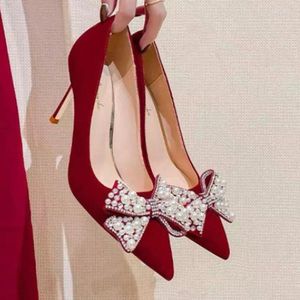 Sukienka buty Pearl Pumps Women 2024Spring Wine Red Metal High Heels Wedding Woman Sexy Spited Stop Panie