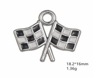 2021 Charms con bandiera a quadri in bianco e nero smaltato in lega di zinco per la creazione di gioielli Altri gioielli personalizzati6545356