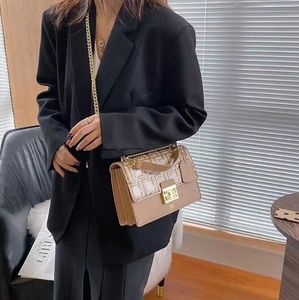 Wysokiej jakości torba klapa luksusowe designerskie torebki oryginalne skórzane kobiety na ramionach moda średnia torba crossbody