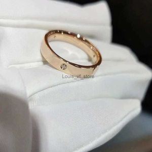 Band Rings 2024 Fashion Jewelry Designer Signature Embroidered Single Diamond Vacuum Rose Gold Ring Pair Couple Network H24227