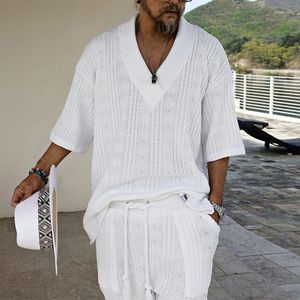 Tute da uomo Vintage Solido scollo a V Mezza manica Maglia Top e pantaloncini Set da due pezzi Moda uomo Abiti larghi Streetwear Abbigliamento uomo Estate