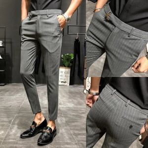 Calças masculinas calças de vestido fino ajuste streetwear listrado treino tornozelo calças masculinas moda verão calças de escritório terno magro calça