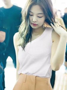 レディースTシャツkpop韓国の白い斜め肩女性ストリートウェアスリムファッショントップ