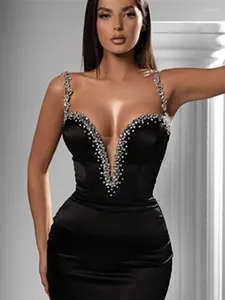 カジュアルドレス女性サマーファッションセクシーなVネックビーズダイヤモンドブラックミニボディコン包帯ドレス2024エレガントなイブニングクラブパーティー