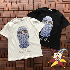 メンズTシャツih nom uh nit bluell flowersマスクTシャツパールアクセサリーマングラフィックプリントTシャツ緩んだ男性用T240227