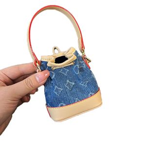 24SS Women Luxury Designer Mini Totes Flower Bags Flower Handbag Shouder Crossbody Ladies Handbags With Original Metal Pouch Pochette Pochette 10cm