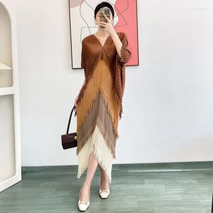 Casual Dresses Tassel Dress Miyake Pleated Fashion Loose Plus Size V-Neck High Street Mid-Calf Batwing Sleeve Trumpet Tide