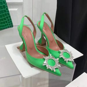 Grüne Satin-Sandalen mit kristallverzierter Schnalle, Slingpumps, Schuhe mit hohen Absätzen, spitze Zehenpartie, Luxus-Designer-Abendschuh für Damen, Schuhe 35–42