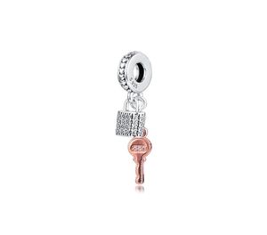 Valentine039S Day 100 925 Sterlingsilverjewelry Pave Padlock Key Dangle Charms Pender Pärlor Diy Brand Charm Armband Jew2708863