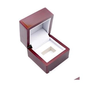 Pudełka biżuterii 1 dziura drewniana pudełko na wyświetlacze pasujące do różnych mistrzów mistrzostw mistrzów mistrzostw mistrzów mistrzostw mistrzów mistrzów mistrzów
