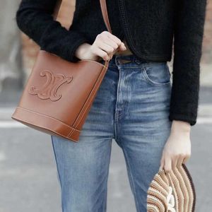 Triomfy kobieta torebka designerka torby krzyżowe małe oryginalne skórzane damskie torba mini letnia cowhide crossbody Wysokiej jakości pojedyncze ramię triumfalne łuk BU