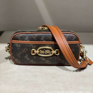 Baobao 2024 New Avery Handbag Classic Old Pattern Shoulder Fashion汎用クロスボディ女性バッグ75％ファクトリー卸売