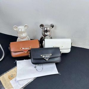 Zhip Home 2024 New Style Square Fashionable and Minimalist Small for Women's Versatile Plain Pattern Crossbody Bag 75% Factory Wholesale
